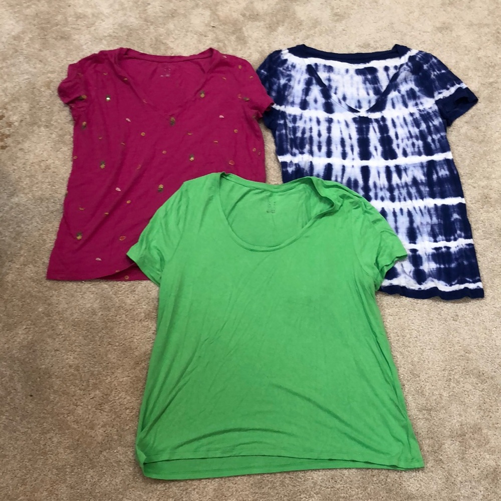 Lot of 3 t-shirts (target brands)